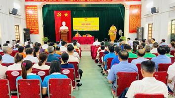 Cử tri xã Quỳnh Tam phản ánh nhiều bất cập về đất đai, giao thông
