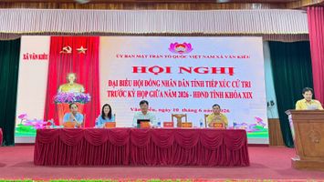 Cử tri xã Văn Kiều kiến nghị nhiều vấn đề dân sinh tại buổi tiếp xúc với đại biểu HĐND tỉnh