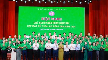 Chủ tịch UBND tỉnh Nghệ An Võ Trọng Hải gặp mặt, đối thoại với nông dân
