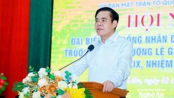 Chủ tịch UBND tỉnh Nghệ An tiếp xúc cử tri xã Kim Liên