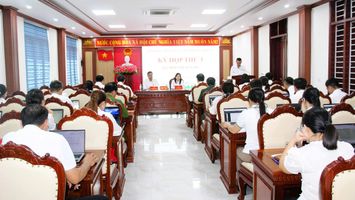 HĐND xã Quỳnh Lưu thông qua Nghị quyết sắp xếp, tổ chức lại 60 thôn thành 24 thôn mới