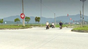 Tăng cường bảo đảm an toàn giao thông tại ngã tư Quốc lộ 7C, xã Trung Lộc