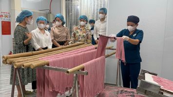 Đoàn ĐBQH tỉnh khảo sát việc thực hiện chính sách, pháp luật về phát triển khoa học, công nghệ và đổi mới sáng tạo tại Công ty cổ phần An An Agri