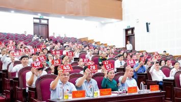 Nghệ An: thông qua Quy chế làm việc của HĐND tỉnh và Đề án nâng cao hiệu quả hoạt động của HĐND các cấp
