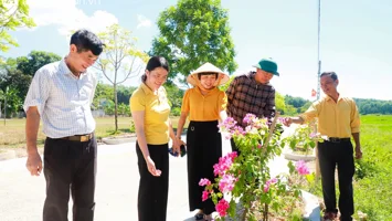 HĐND tỉnh Nghệ An thông qua Nghị quyết quy định mức phụ cấp, hỗ trợ đối với lực lượng hoạt động ở khối, xóm, thôn, bản