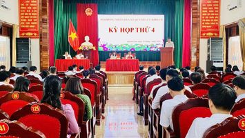 Quỳnh Lưu: Tiên phong tổ chức kỳ họp HĐND không giấy, trang cấp iPad cho đại biểu