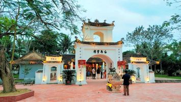 Bóng ngựa trắng bên dòng sông Lam