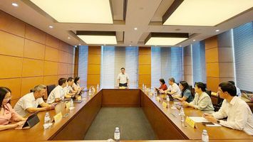 Tổ đảng Đoàn ĐBQH tỉnh Nghệ An họp trao đổi, thảo luận nội dung Kỳ họp không thường lệ thứ Nhất, Quốc hội khóa XVI