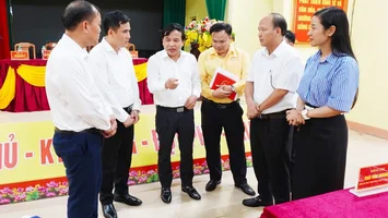 Phó Chủ tịch HĐND tỉnh Nguyễn Như Khôi tiếp xúc cử tri tại xã Vân Du
