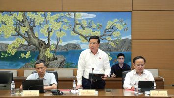 ĐBQH Thiếu tướng Ngô Nam Cường: Đưa pháp luật đến gần dân, sát thực tiễn cơ sở