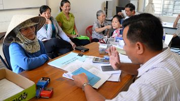 Bộ Nội vụ trả lời kiến nghị về chế độ cho cán bộ cấp xã, thôn và đại biểu hđnd tại Nghệ An