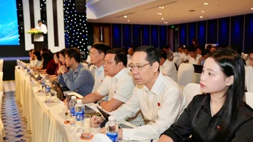Đoàn ĐBQH tỉnh Nghệ An tham dự Hội nghị bồi dưỡng kỹ năng giám sát và chất vấn tại Huế