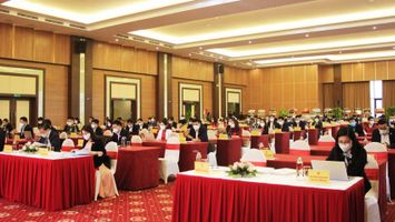 Khai mạc kỳ họp thứ tư HĐND thị xã Hoàng Mai khóa III, nhiệm kỳ 2021-2026