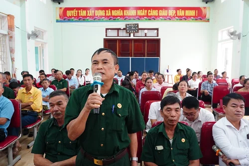 Cử tri Nghĩa Khánh kiến nghị tháo gỡ vướng mắc sau sắp xếp, đầu tư hạ tầng dân sinh