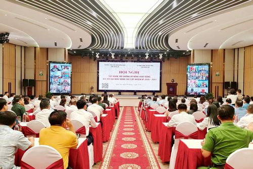 Đổi mới tư duy để kiến tạo phát triển