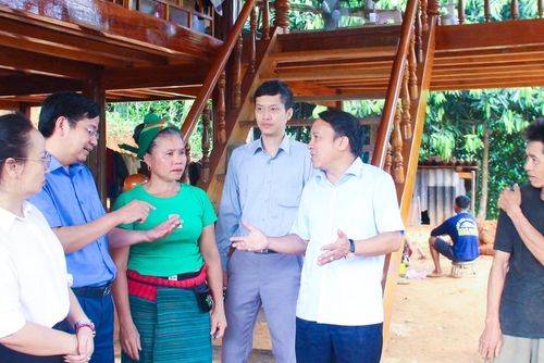 Phó Chủ tịch Thường trực HĐND tỉnh làm việc với Thường trực HĐND 5 xã vùng Tây Bắc tỉnh