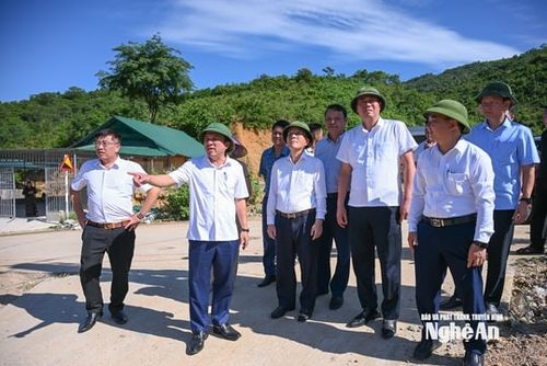 Thường trực HĐND tỉnh làm việc với 12 xã miền Tây Nghệ An