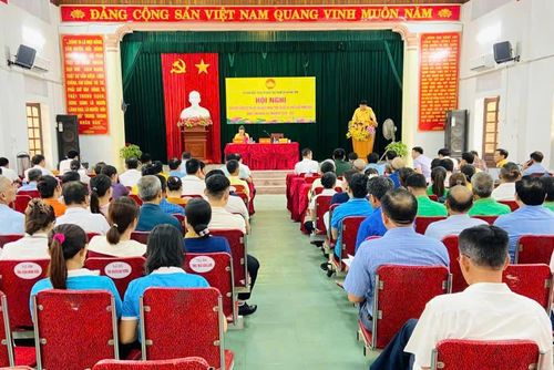 Cử tri xã Quỳnh Tam phản ánh nhiều bất cập về đất đai, giao thông