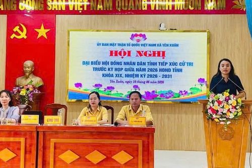 Cử tri xã Yên Xuân kiến nghị nhiều vấn đề về đất đai, hạ tầng và dân sinh