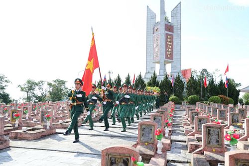Đoàn ĐBQH tỉnh Nghệ An: Cử tri đồng tình cao với sắp xếp đơn vị hành chính và kỳ vọng vào Chiến dịch “500 ngày đêm” tìm kiếm liệt sĩ