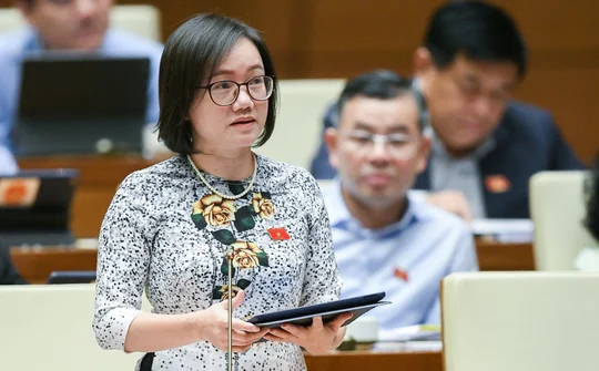 Đại biểu Thái Thị An Chung - Đoàn ĐBQH tỉnh Nghệ An: Chỉ rõ giải pháp tăng phụ cấp cho cán bộ không chuyên trách ở xã, thôn?