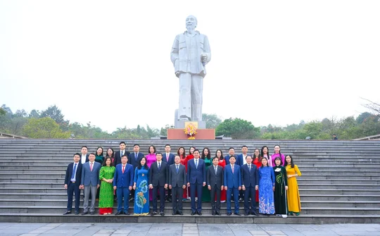 Dấu ấn hình ảnh Đảng bộ Đoàn ĐBQH và HĐND tỉnh, nhiệm kỳ 2022-2025