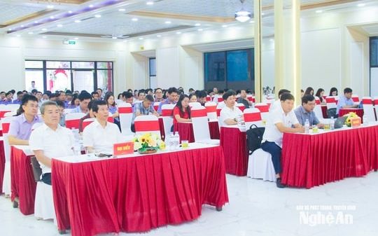 Đảng ủy Các cơ quan Đảng tỉnh Nghệ An quán triệt 4 nghị quyết, đề án về trách nhiệm nêu gương của cán bộ, đảng viên