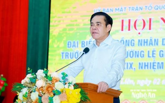 Chủ tịch UBND tỉnh Nghệ An tiếp xúc cử tri xã Kim Liên