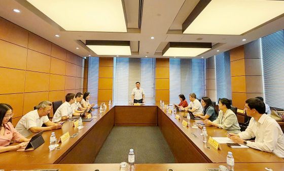 Tổ đảng Đoàn ĐBQH tỉnh Nghệ An họp trao đổi, thảo luận nội dung Kỳ họp không thường lệ thứ Nhất, Quốc hội khóa XVI