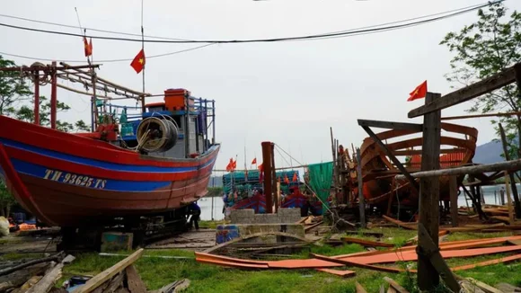 Khúc tráng ca về những con thuyền gỗ Trung Kiên