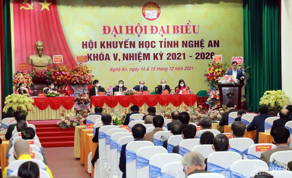 bna_cac_dai_bieu_phat_bieu_tham_luan_tai_dai_hoi_anh__mh4997754_15122021.jpg