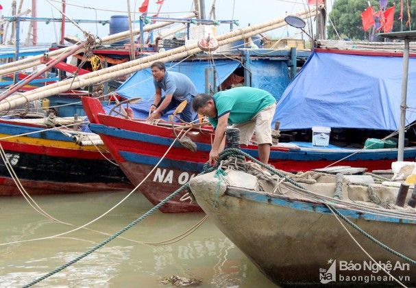 tau_thuyen8359515_28122021.jpg