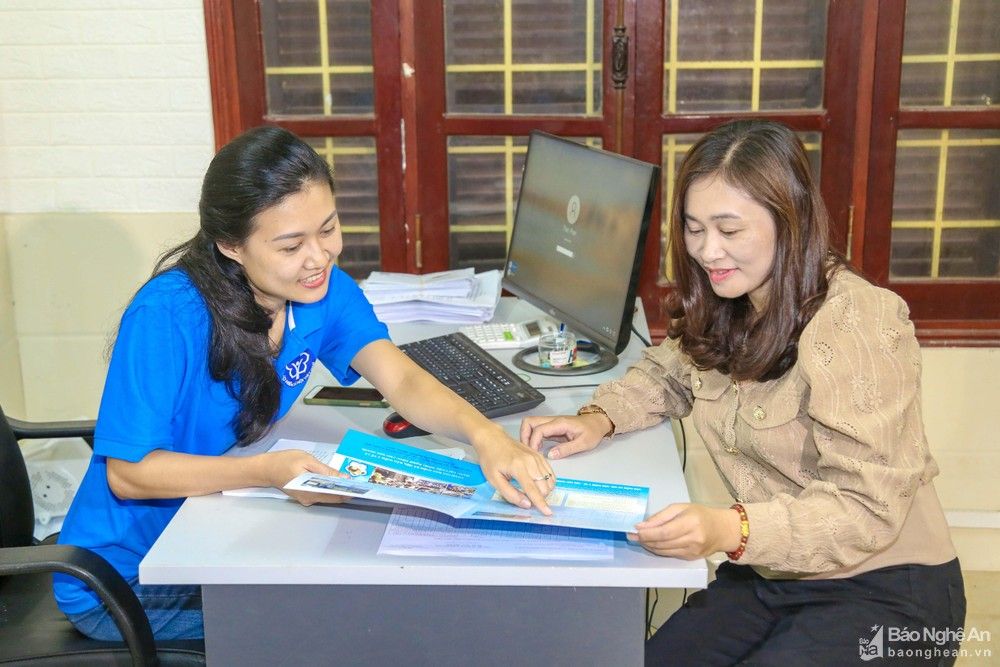 bna-can-bo-bhxh-tinh-huong-dan-tuyen-truyen-nguoi-dan-tham-gia-bhxh-bhyt-bh-tu-nguyen-anh-dinh-tuyen-4210.jpg