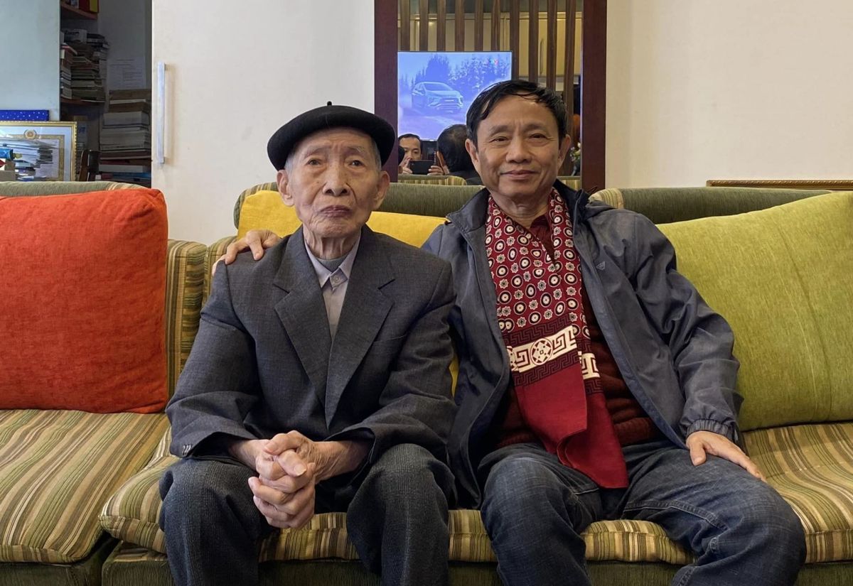 hoa-sy-le-huy-trap-va-hoa-sy-le-huy-tiep-nam-2019-tai-nha-rieng.jpg