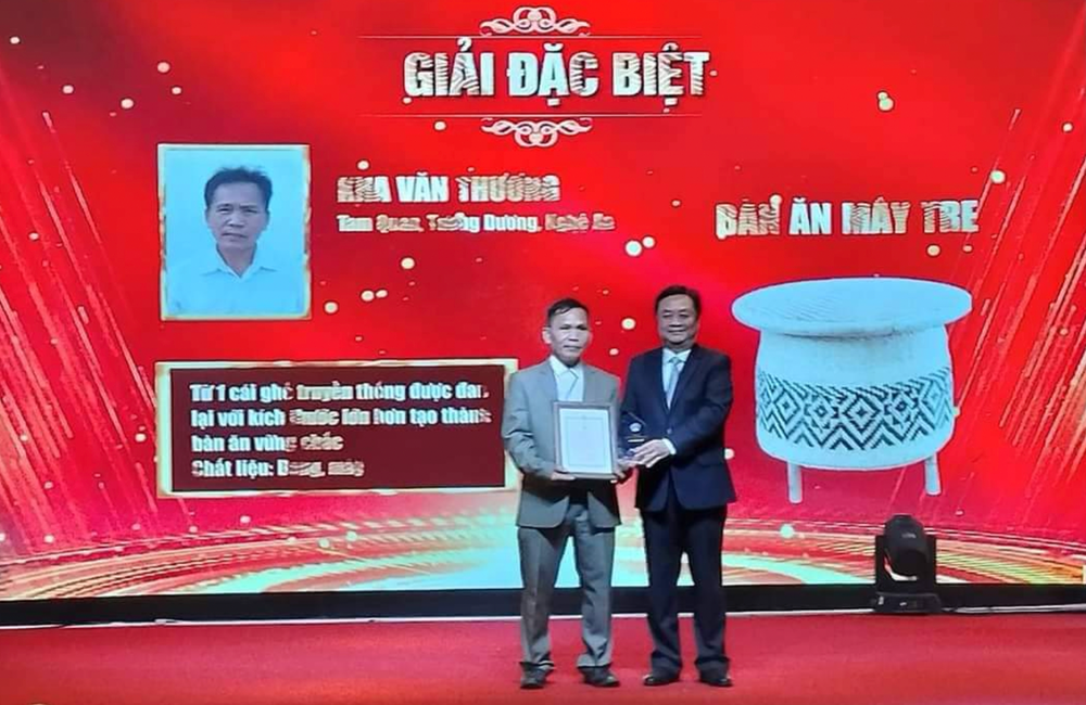 ong-kha-van-thuong-nhan-giai-dac-biet-97.png