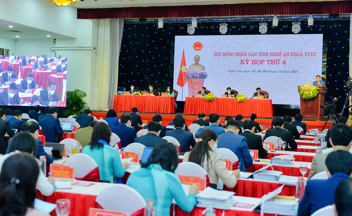 1--Toan-canh-Ky-hop-thu-4-HDND-tinh-khoa-XVIII-to-chuc-vao-thang-12-2021.jpeg