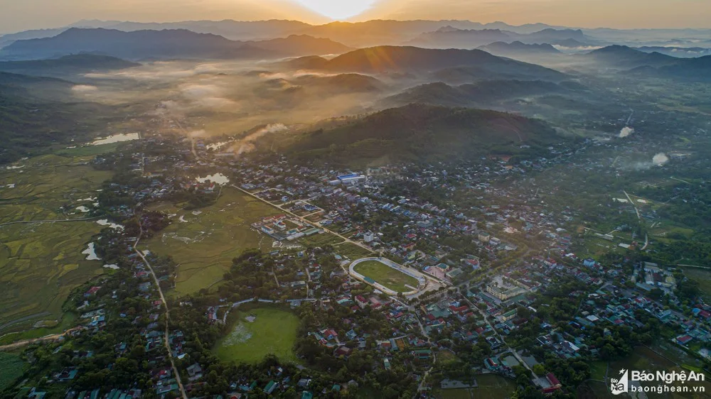 bna_1_thi_tran_que_phong_1_ngay_moi2053044_91020219974919_3032022.jpg