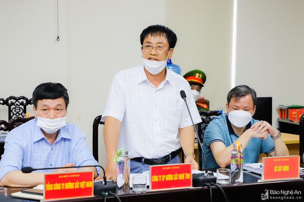 bna_duong_sat8618031_1542022.jpg