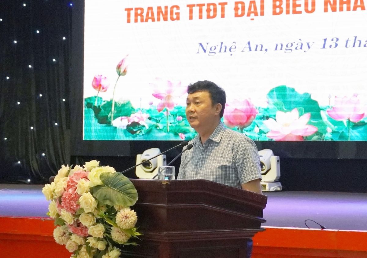 a-hung.jpg