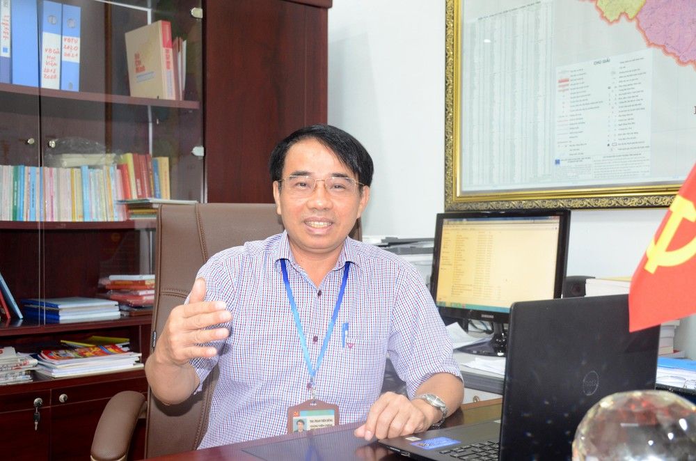 bnathac-si-phan-tien-dung-trao-doi-voi-bao-nghe-an-ve-ky-nguyen-doc-lap-dan-toc-gan-lien-voi-chu-nghia-xa-hoi-anh-thanh-chung-2-6757--n1.jpg