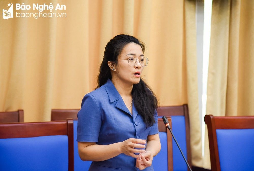 bna-chi-trang-anh-thanh-le-608.jpg