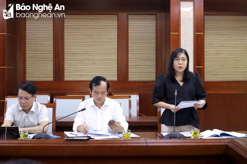bna-doan-dai-bieu-quoc-hoi-lay-y-kien-bhxh-tai-bhxh-anh-diep-thanh00001-9860.jpg.webp