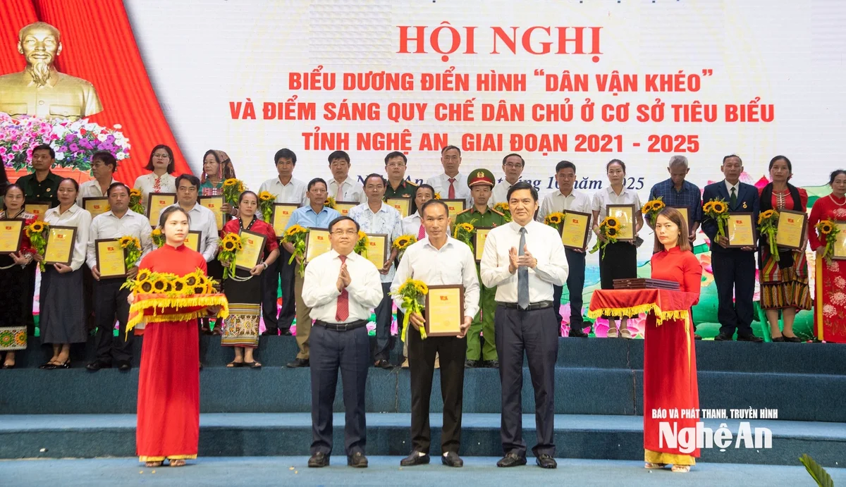 bna_hoi-nghi-dan-van_5.jpg