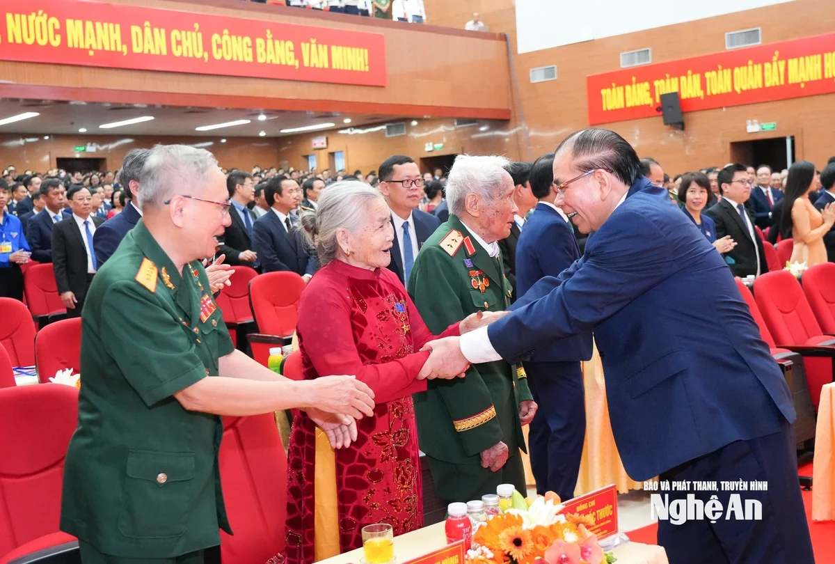 bna_dai-hoi-dang-36.jpg