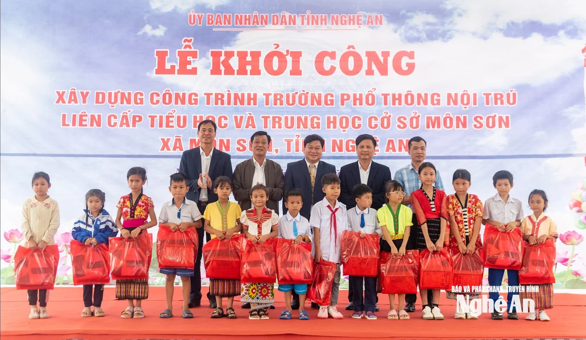 bna_khoi-cong-xay-dung-truong-pho-thong-noi-tru-lien-cap-tieu-hoc-va-trung-hoc-co-so-mon-son_4.jpg