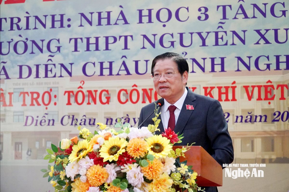 bna_dong-chi-phan-dinh-trac-phat-bieu-tai-buoi-le.jpg