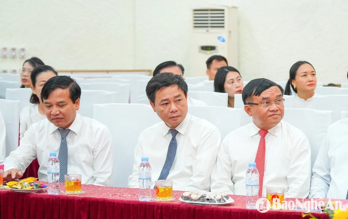 bna_2bi-thu-nguyen-duc-trung-17-12f9097924eff61c2f39734cf55c3666.jpg