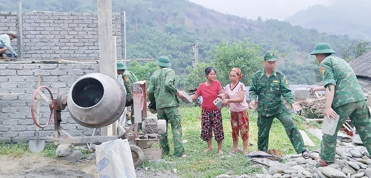 bna_-xa-chau-khe-huyen-con-cuong-huy-dong-cac-luc-luong-lam-nha-o-cho-nguoi-dan.-anh-mai-hoa-fc9426d10c1ae31b0ae2d266f53e5be5.jpg