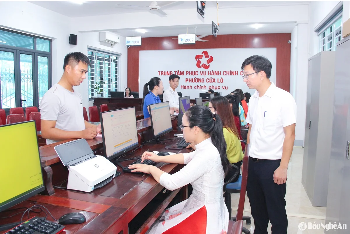 bna_-1trung-tam-phuc-vu-hanh-chinh-cong-phuong-cua-lo-tien-hanh-van-hanh-thu.-anh-mai-hoa.jpg
