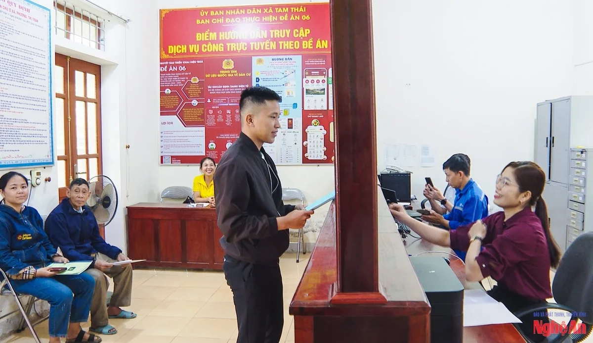 bna_anh-5-ho-so-giay-to-can-chung-thuc-cua-nguoi-dan-da-duoc-tiep-nhan-va-giai-quyet-nhanh-tai-trung-tam-phuc-vu-hanh-chinh-cong-xa-tam-thai-.jpg